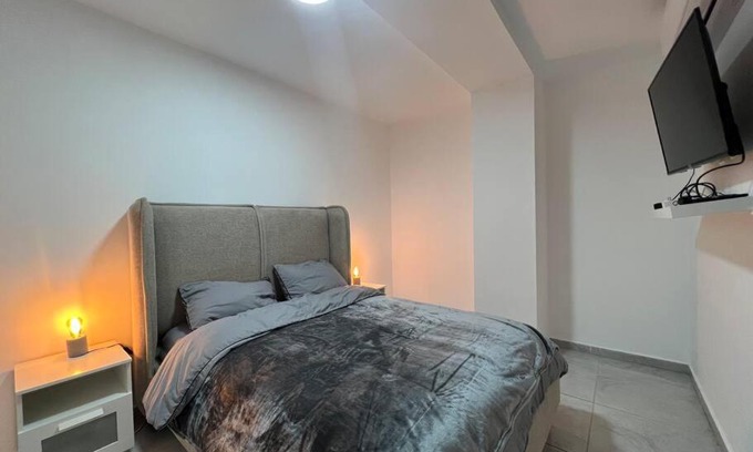 Netanya Apartamento | Flat with a balcony in a center2