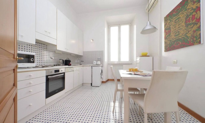 Rione XI Sant'Angelo Apartamento | Flatinrome Exclusive Historic Ghetto
