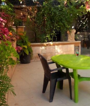 Jerash Apartamento | Flawer