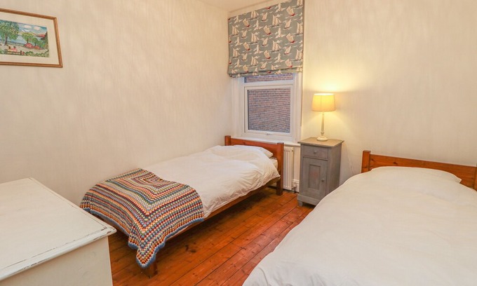 Cowes Casa | Fleming House, COWES