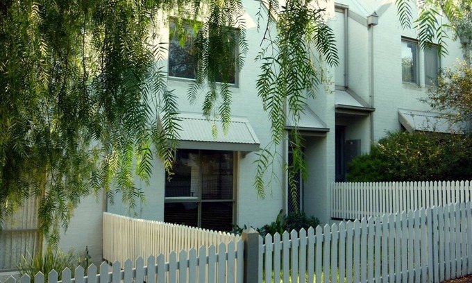 Kensington Casa | Charan Lane, confortable casa adosada en Heritage Inner Suburb Location