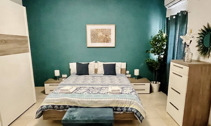Gzira Apartamento | Fleur de Mai Suite-hosted by Sweetstay