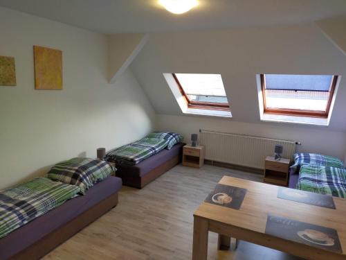 Marienthal Ost Apartamento | FLEX Aparts - große, möblierte Wohnung in Zwickau mit 2 Zimmern