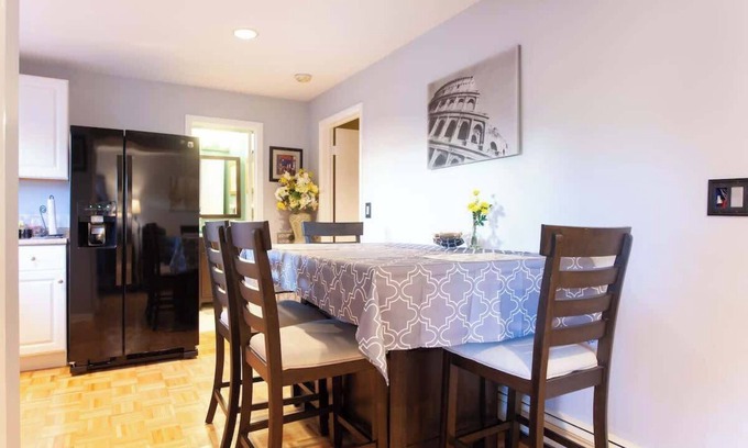 Greenwich Apartamento | The Safe House - High Tech Apt #1 - 2 Queen beds