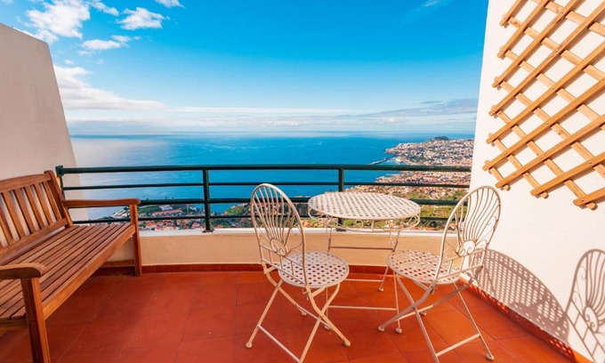 Sao Goncalo Apartamento | FLH Funchal Ocean View with Pool