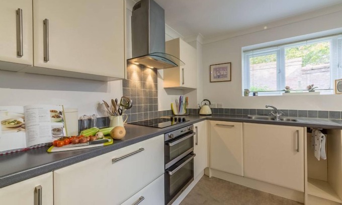 East Dereham Casa | Una casa de vacaciones muy bien presentada y bien equipada en Castle Acre.