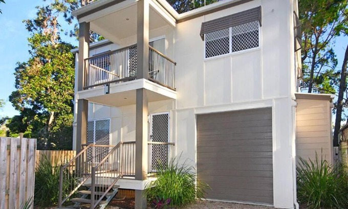 Amity Point Casa | FLIP FLOP INN