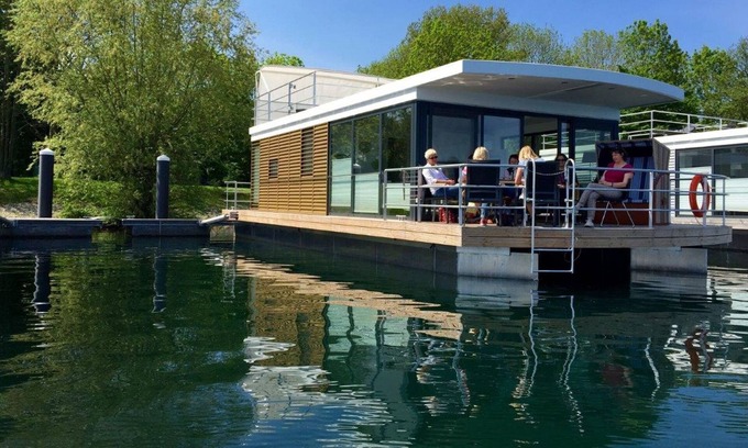 Vynen Casa | Floating 44 in Xanten - Boot 5 - Floating 44 Komfortable Hausboote bei Xanten mit Tollem Seeblick