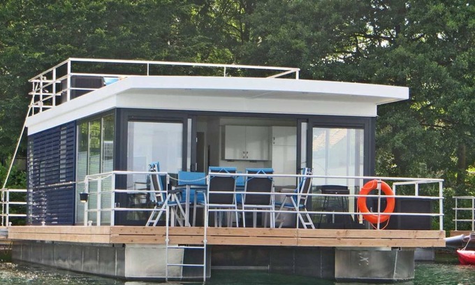 Vynen Casa | Floating 44 in Xanten - Boot 2 - Floating 44 Komfortable Hausboote bei Xanten mit Tollem Seeblick
