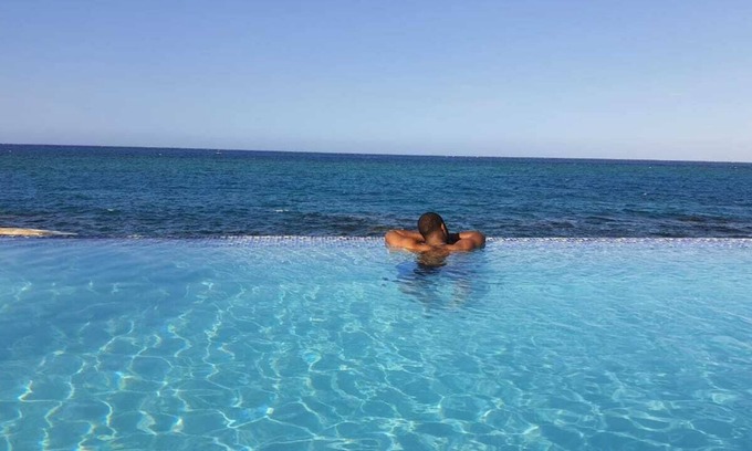 Tower Isle Casa | Floating On Water- Ocean Front Luxury Penthouse