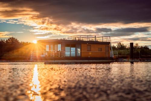 Klitten Casa | Floatinghouses Bärwalder See