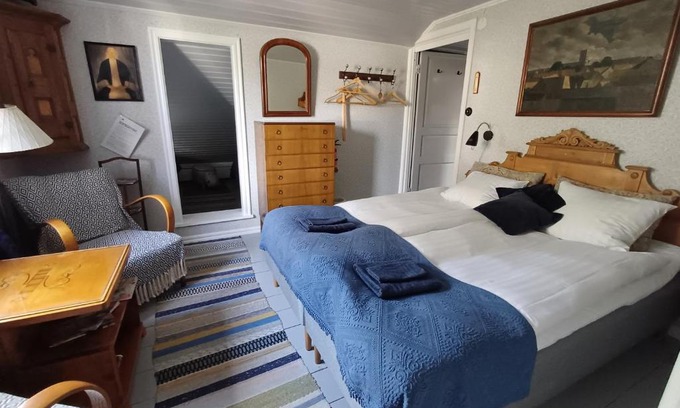 Varberg Cama Y Desayuno | Flodhästens Husrum & Frukost