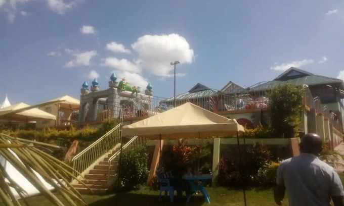 Ruiru Hotel | Flogarden Resort