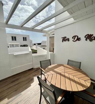 Los Cocoteros Casa | Flor de Mar