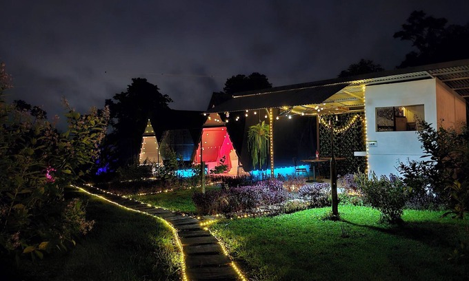 La Fortuna Chalet De Esquí | Flora Glamping de Abuela