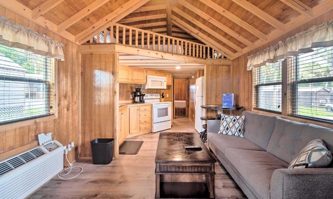 Steinhatchee Casa | Florida Escape Unit 14 with Loft and Boat Dock!
