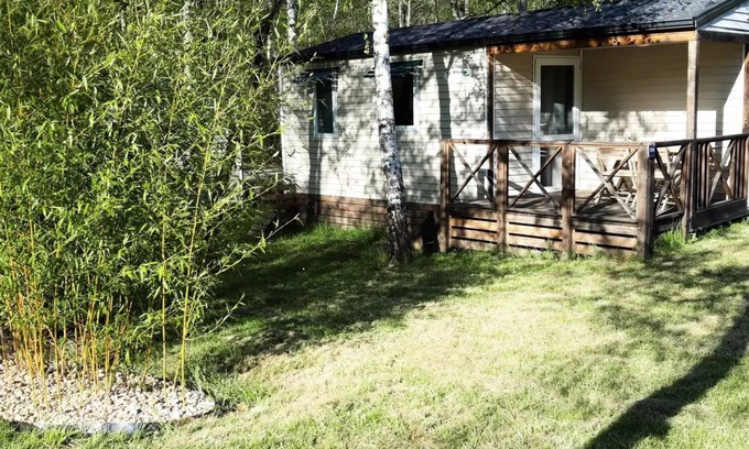 Saint-Antonin Noble Val Casa | Flower Camping les Gorges de l'Aveyron **** - Comfort Mobile Home 27m² (2 bedrooms) + Semi-covered terrace 4 people