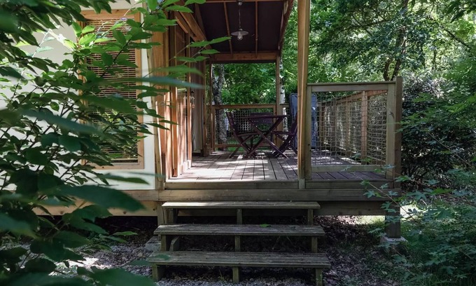 Saint-Antonin Noble Val Casa | Flower Camping les Gorges de l'Aveyron **** - EcoLodge 4 seasons Premium 40m² (2 bedrooms) + Covered terrace 4 people