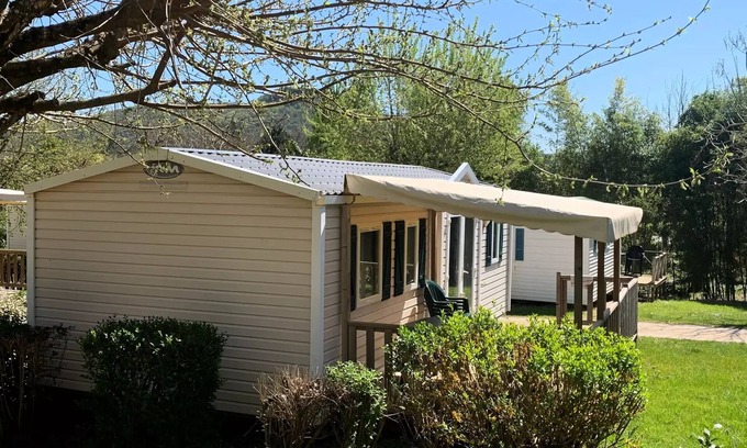 Saint-Vincent-de-Cosse Casa | Flower Camping Le Tiradou *** - Standard Mobile Home 32m² (3 bedrooms) + Covered terrace 15m² 6 people