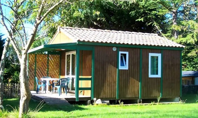 Camon Chalet De Esquí | Flower Camping LA GDPOLA *** - Chalet Figuier Standard 20m2 - 2 bedrooms + covered terrace 10m2 5 people