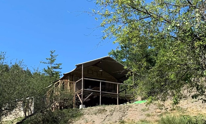 Clamensane Casa | Flower Camping Le Clot du Jay *** - Cabane Lodge on pilingis 34m2 2 bedrooms + terrace 4 people