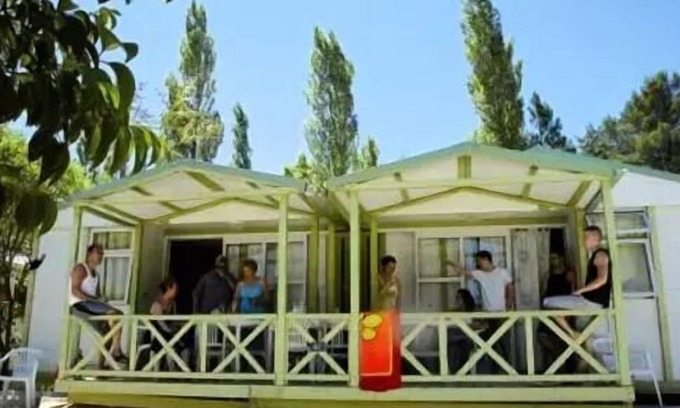 Villecroze Chalet De Esquí | Camping Les Cadenières **** - Chalet doble descubrimiento 5 habitaciones 8 Personas