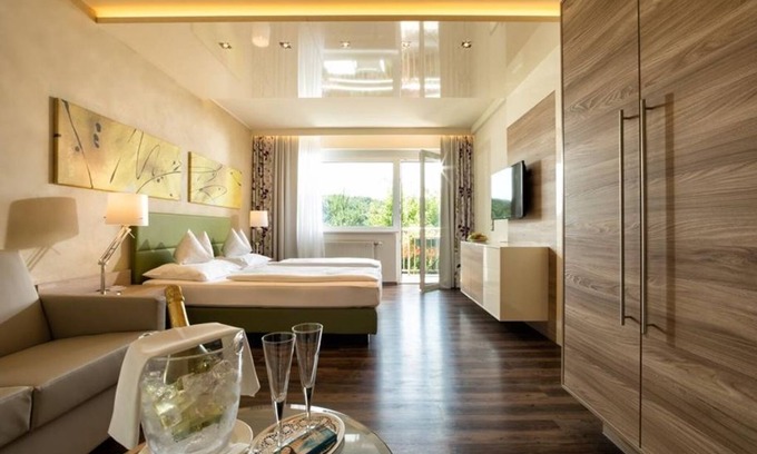 Loipersdorf bei Fuerstenfeld Casa | Flower Room Typ A - 1 Nacht - Thermalhotel Leitner