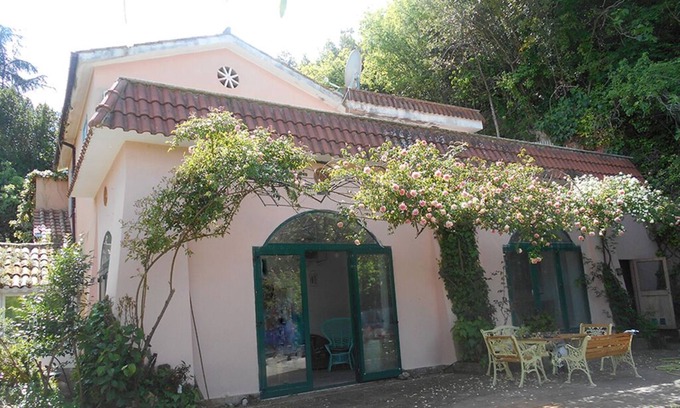 Filacciano Villa | Huerto floreciente - villa con parque y piscina cerca de Roma