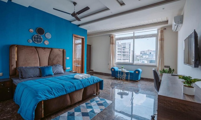 DLF Phase 1 Hotel | FlxHo Duo - Serviced Apartment & Rooms - Golf Course Road