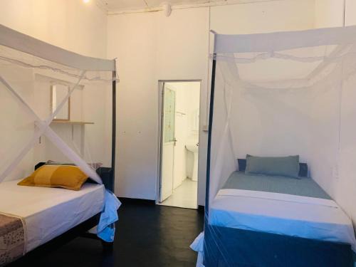 Pottuvil Division 2 Hotel | FMS Guest House