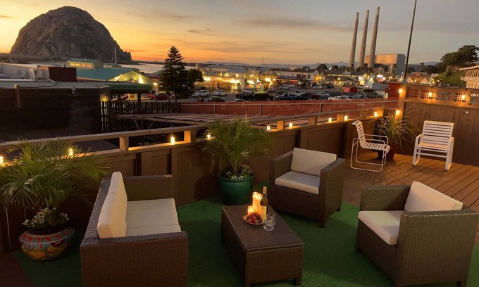 Morro Bay Cabaña | Fog & Stars Cottage - Just steps to Embarcadero, water & downtown!