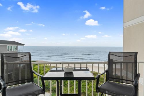 Sneads Ferry Casa | Follow the Moon Villa St Regis Oceanfront in Topsail