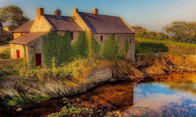 Annalong Casa | Foot of the Mournes - Cottage - Sleeps 4 - Parking