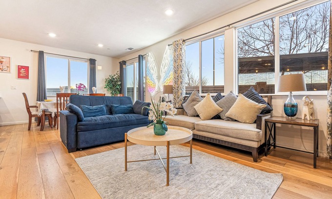 Salinas Casa | Foothill Oasis – Relax & Play Near Monterey!