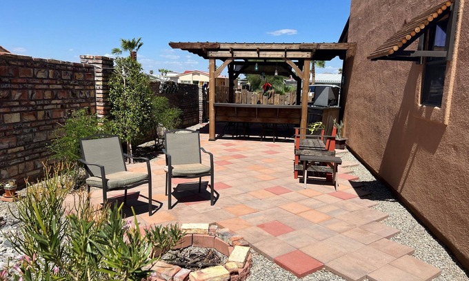 Foothills Casa | Foothills Delight with 2 Separate Living Spaces!