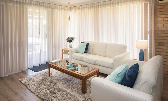 Busselton Casa | Footprints in the Sand - Central Busselton