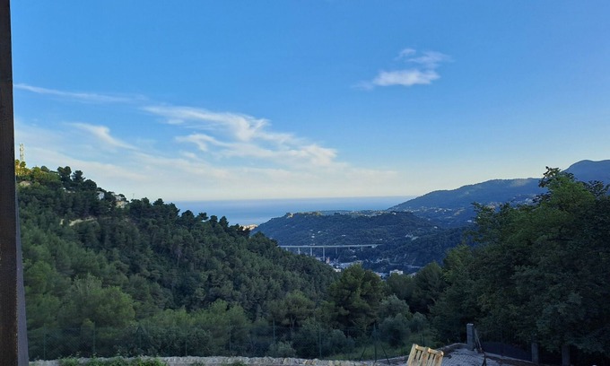 Castellar Casa | For vacations between sea and mountains 5 km from menton 5 km from italy 15 km from monaco