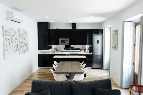 Sol Apartamento | For You Rentals NEW Design Apartment TEMPORAL Puerta del Sol PRE10C