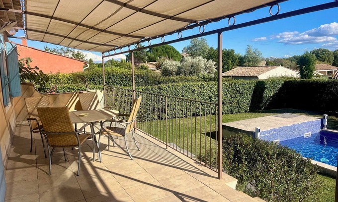 Forcalquier Casa | Forcalquier, Villa with private pool in luxury hotel residence.