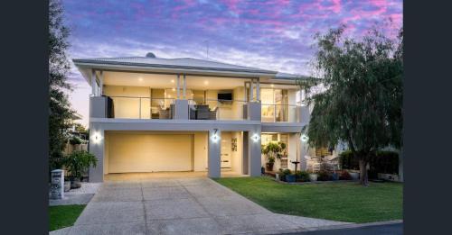 Busselton Casa | Foreshore Escape Your Ultimate Coastal Retreat