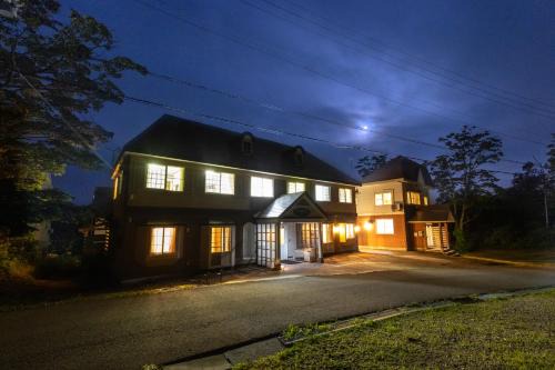 Akakura Onsen Casa | Forest and Stars Akakura Lodge