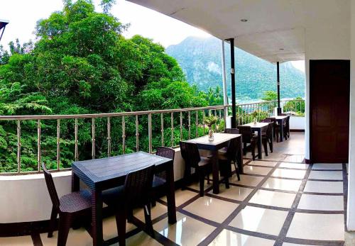 El Nido Hotel | Forest Bay Inn El Nido