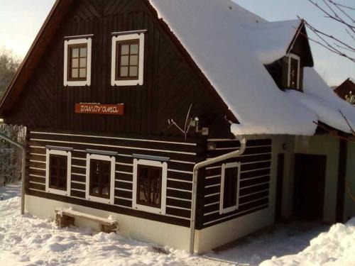 Stupna Casa | Forest-Edge Chalet in Bohemia