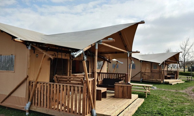 Bant Alquiler De RV | Glamping Tent Near Kuinderbos Forest