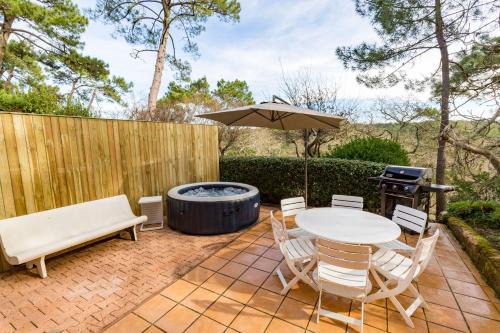 Pyla-sur-Mer Apartamento | Forest flat/Terrasse-spa-bbq-10min à pieds de la plage