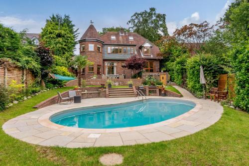 Farnham Common Casa | Forest Getaway