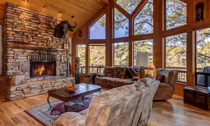 Highland Pines Cabina | Forest Glen Lodge - Prescott Cabañas en alquiler