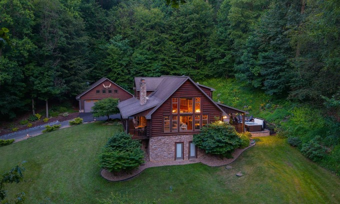 Mount Aetna Cabina | Forest Haven Retreat