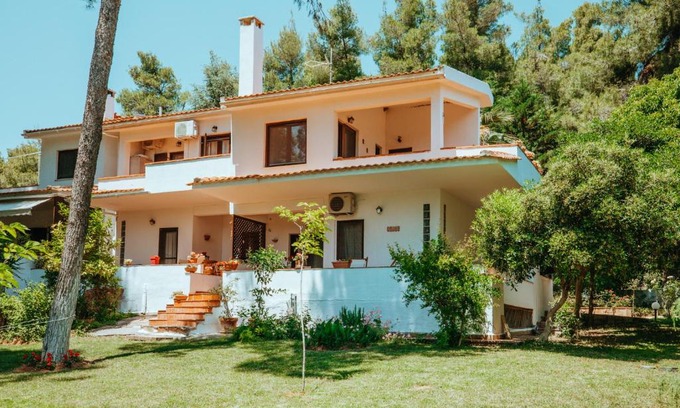 Kassandra Apartamento | Forest house Near the sea