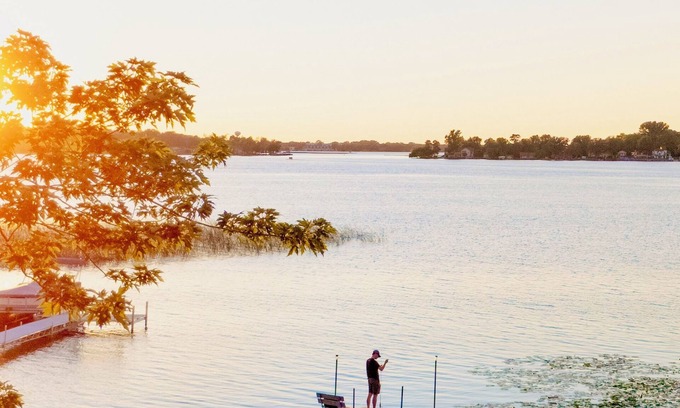 Forest Lake Casa | Forest Leaf Lake House, 30 mins from Twin Cities